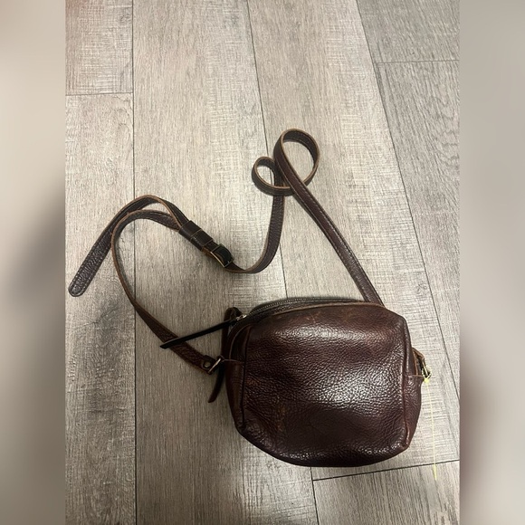 Portland Leather MESA MINI CROSSBODY in Cold Brew - Picture 2 of 6